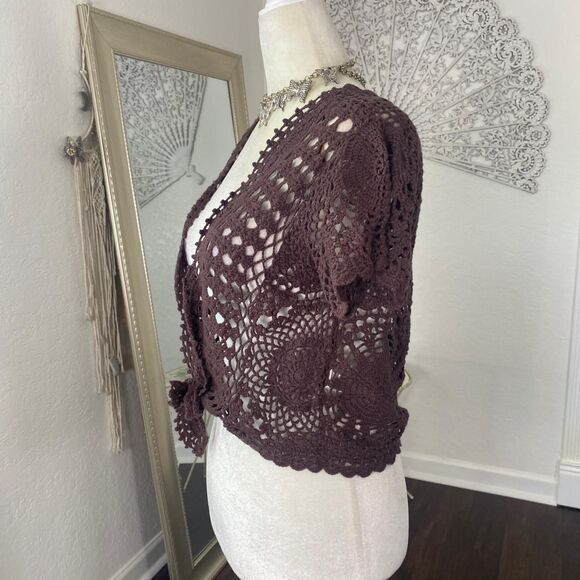 Carolyn Taylor Boho Cropped Crochet Dark Brown Short Front Tie Cardigan M - Picture 4 of 8